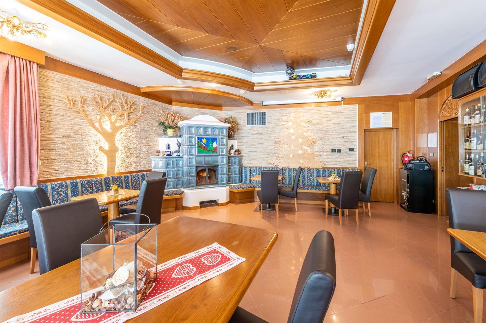 Hotel Alpino Wellness & Spa Peio Fonti Dış mekan fotoğraf
