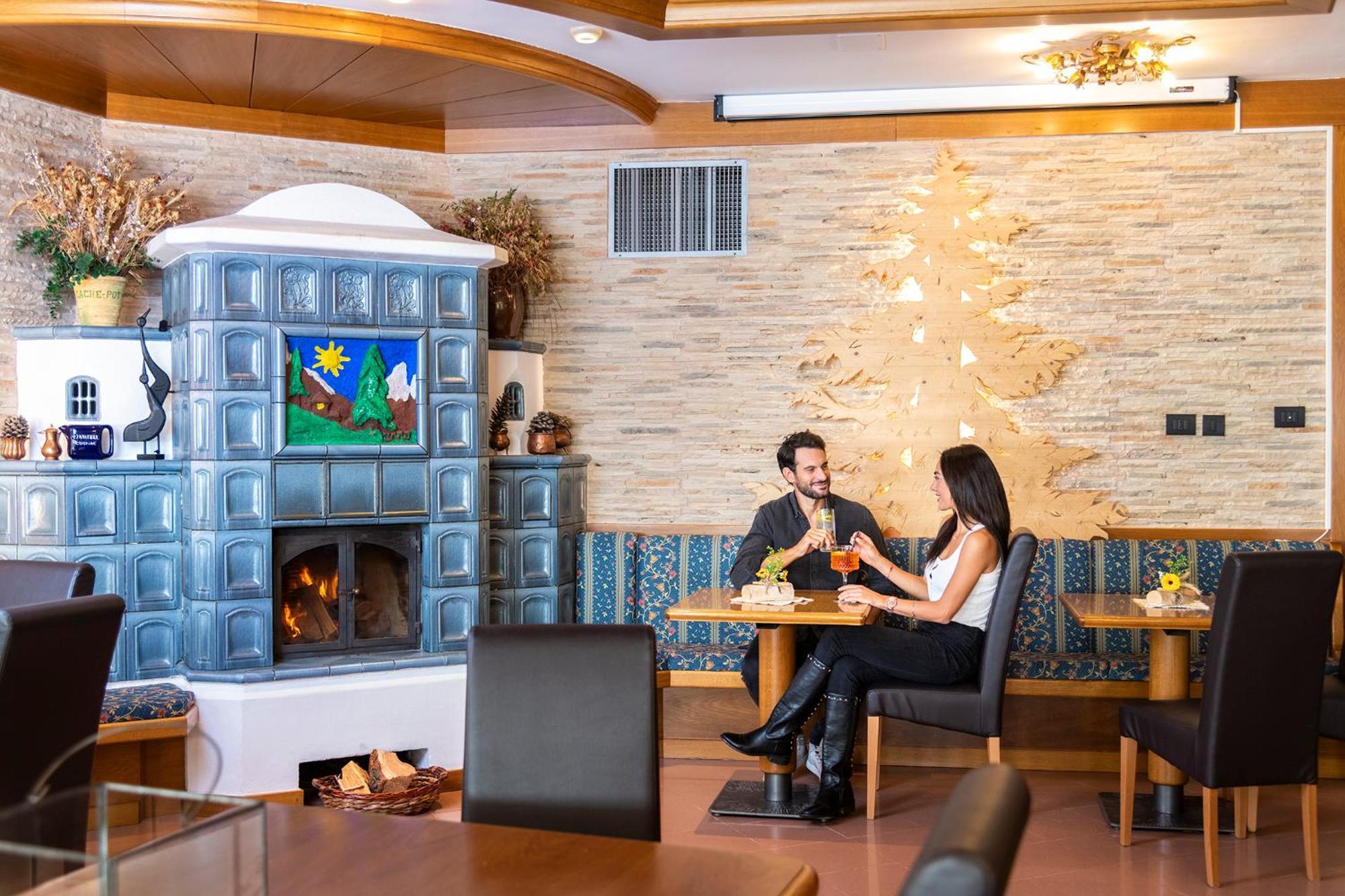 Hotel Alpino Wellness & Spa Peio Fonti Dış mekan fotoğraf