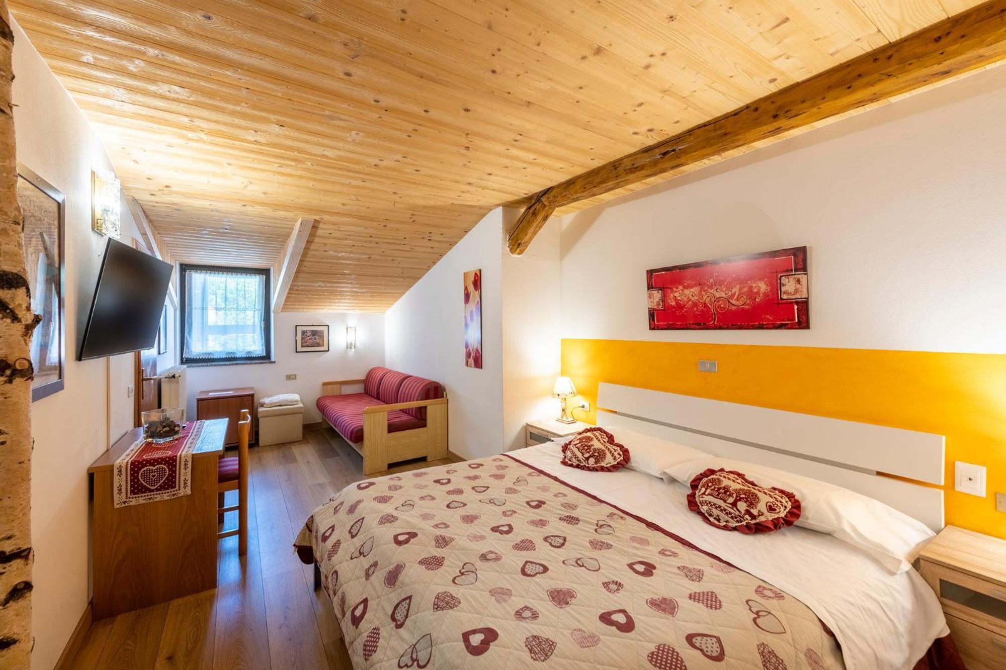 Hotel Alpino Wellness & Spa Peio Fonti Dış mekan fotoğraf