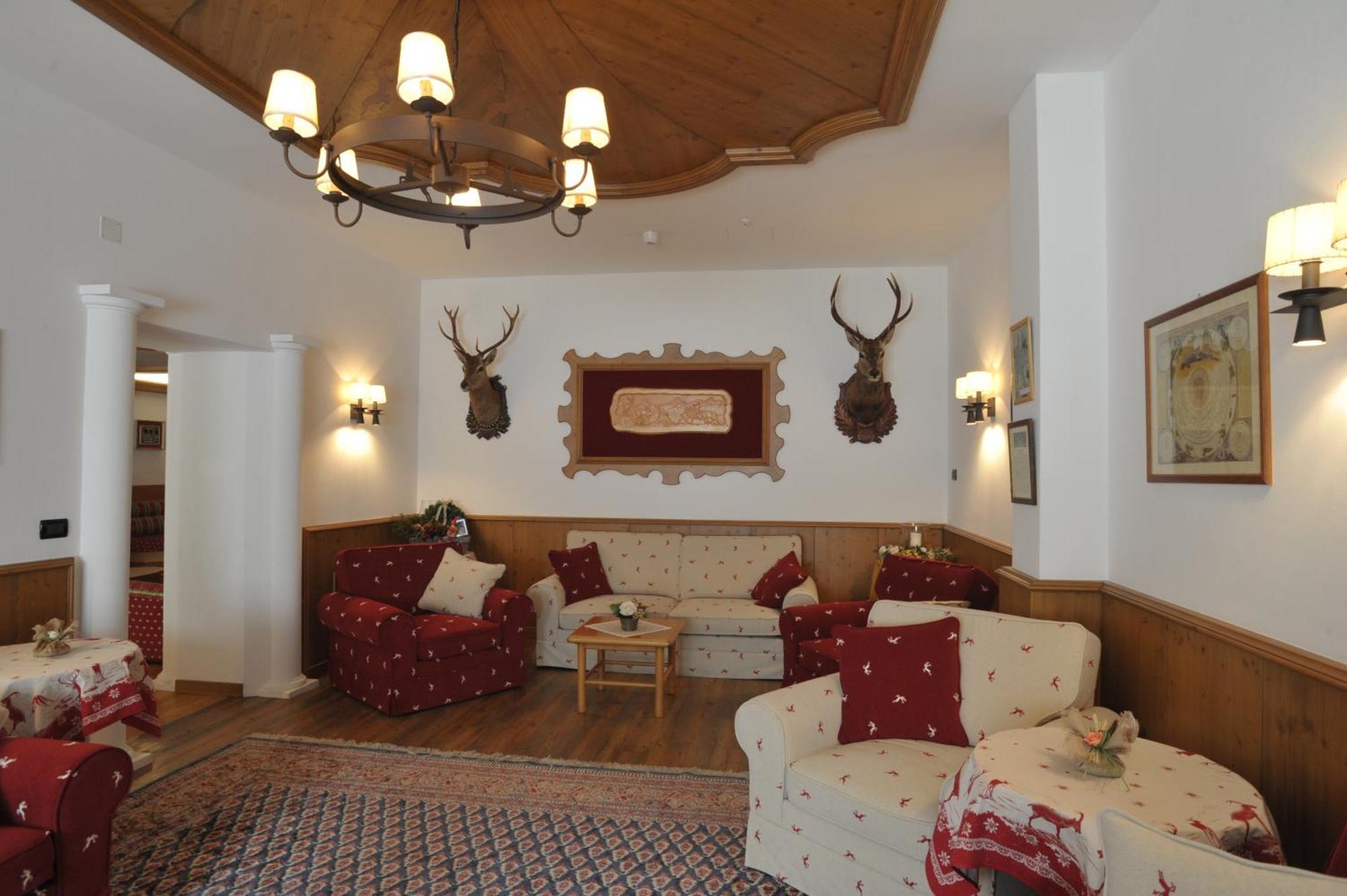 Hotel Alpino Wellness & Spa Peio Fonti Dış mekan fotoğraf